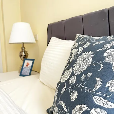 3br Modern-bohemian Flat In The City-center Kyrenia! * Kyrenia (Northern Cyprus)