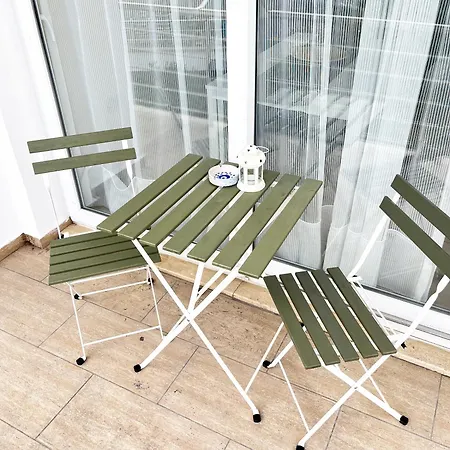 3br Modern-bohemian Flat In The City-center Kyrenia! * Strovolos