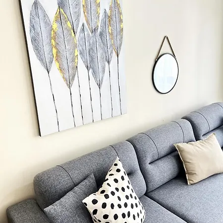 3br Modern-bohemian Flat In The City-center Kyrenia! Apartman